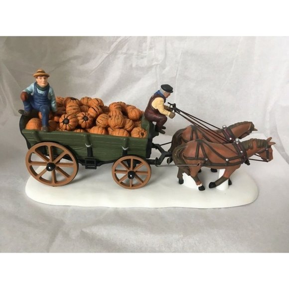 Dept 56 New England Village - Harvest Pumpkin Wagon - Picture 1 of 5